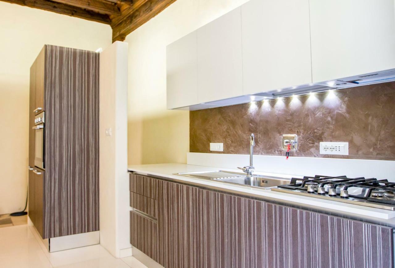 Luxrent Apartment Castello Турин Экстерьер фото