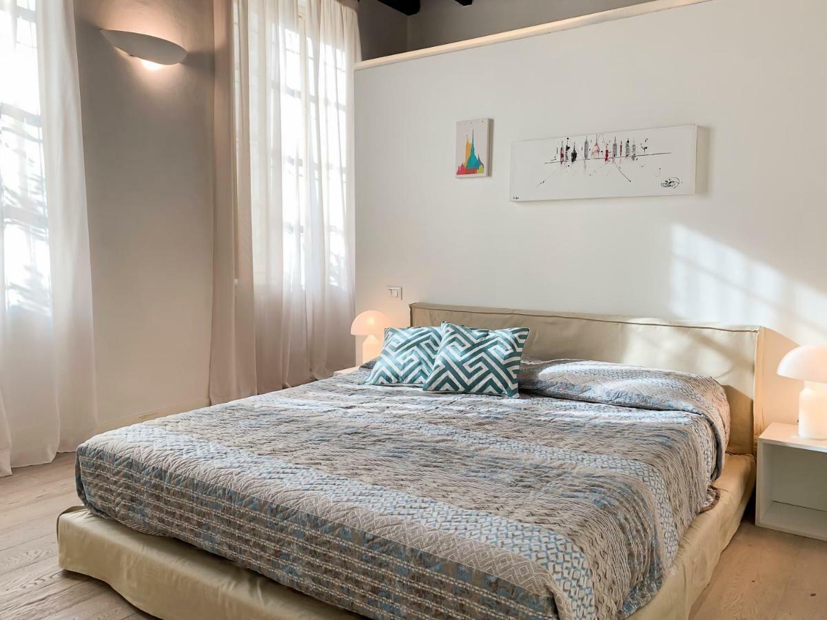 Luxrent Apartment Castello Турин Экстерьер фото